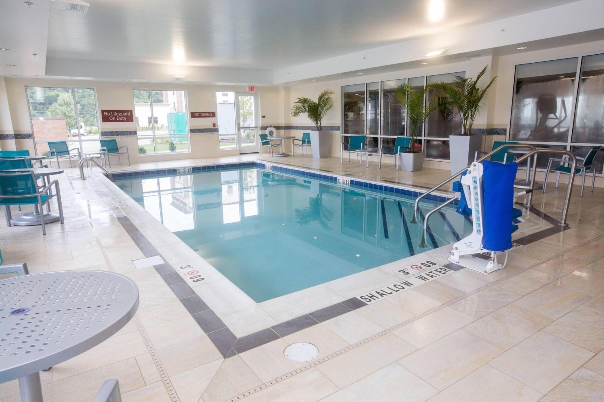 Towneplace Suites By Marriott Pittsburgh Harmarville Buitenkant foto